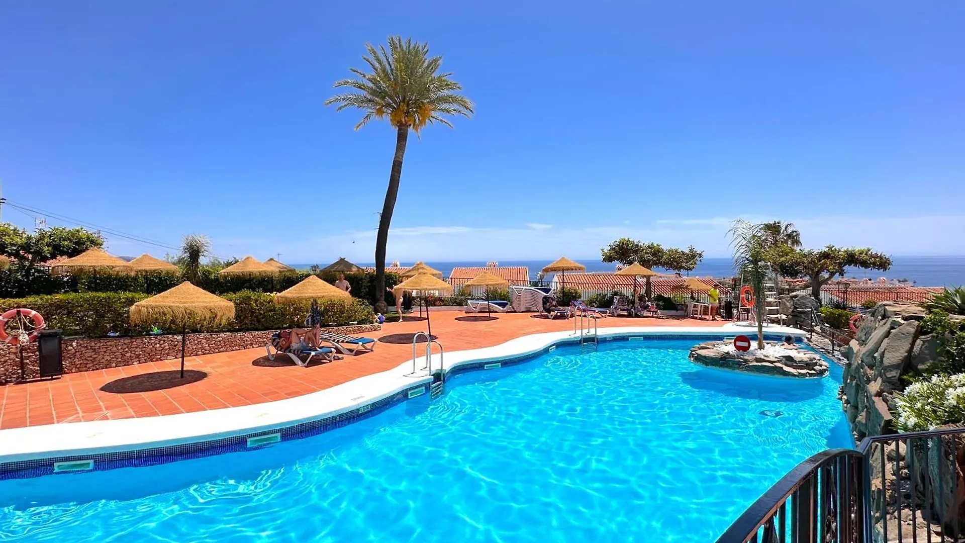 Los Naranjos 18B Casasol Capistrano Village Nerja