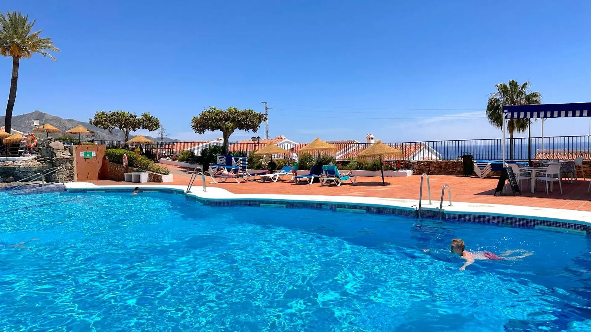 Apartment Los Naranjos 18B Casasol Capistrano Village Nerja Spain